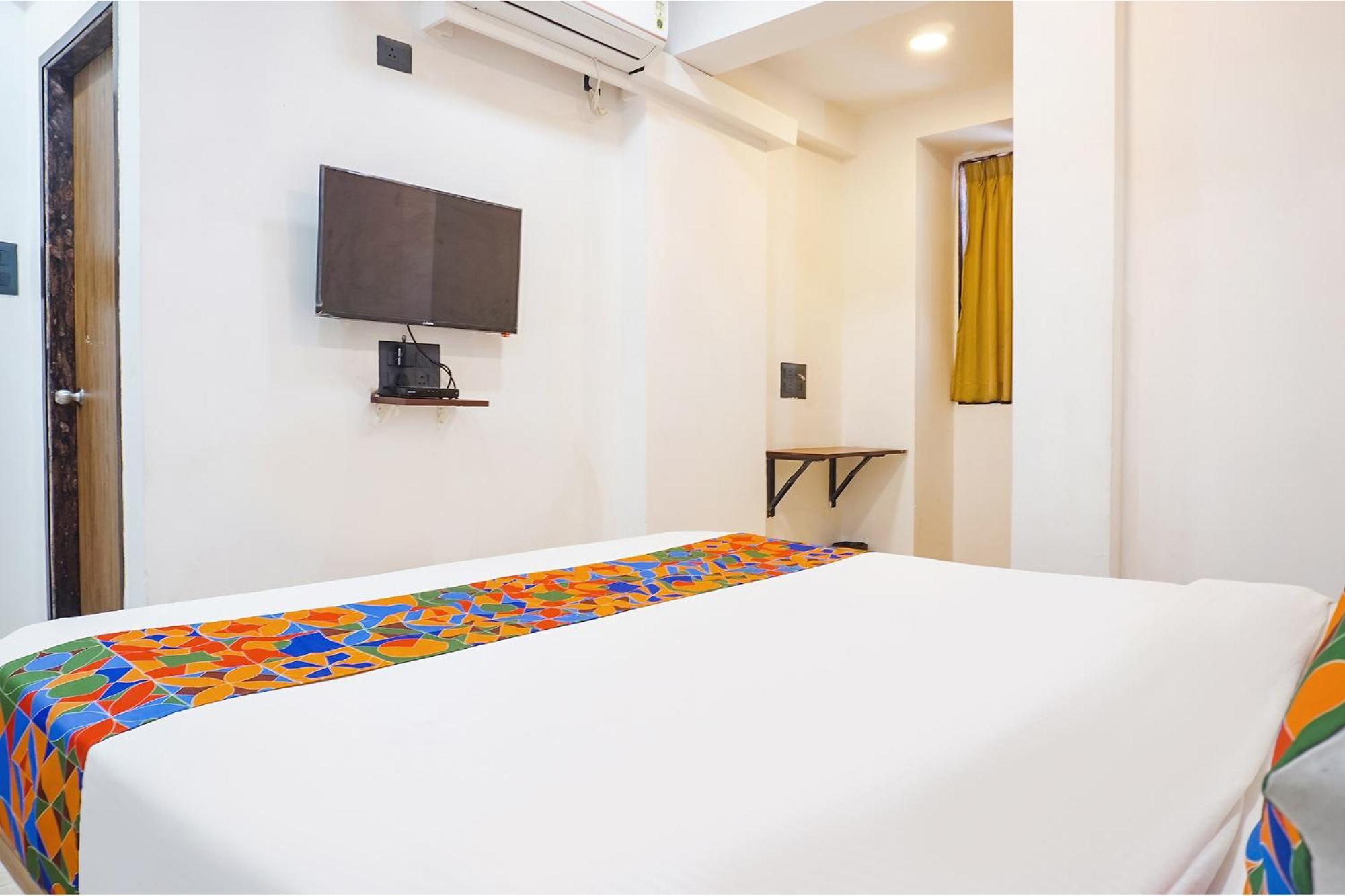 Fabhotel Atithi Regency Púna Kültér fotó