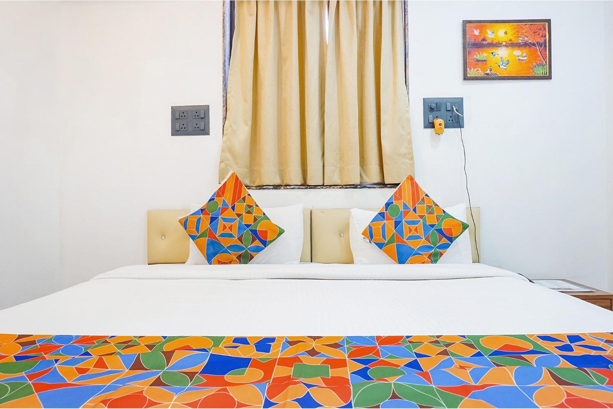 Fabhotel Atithi Regency Púna Kültér fotó