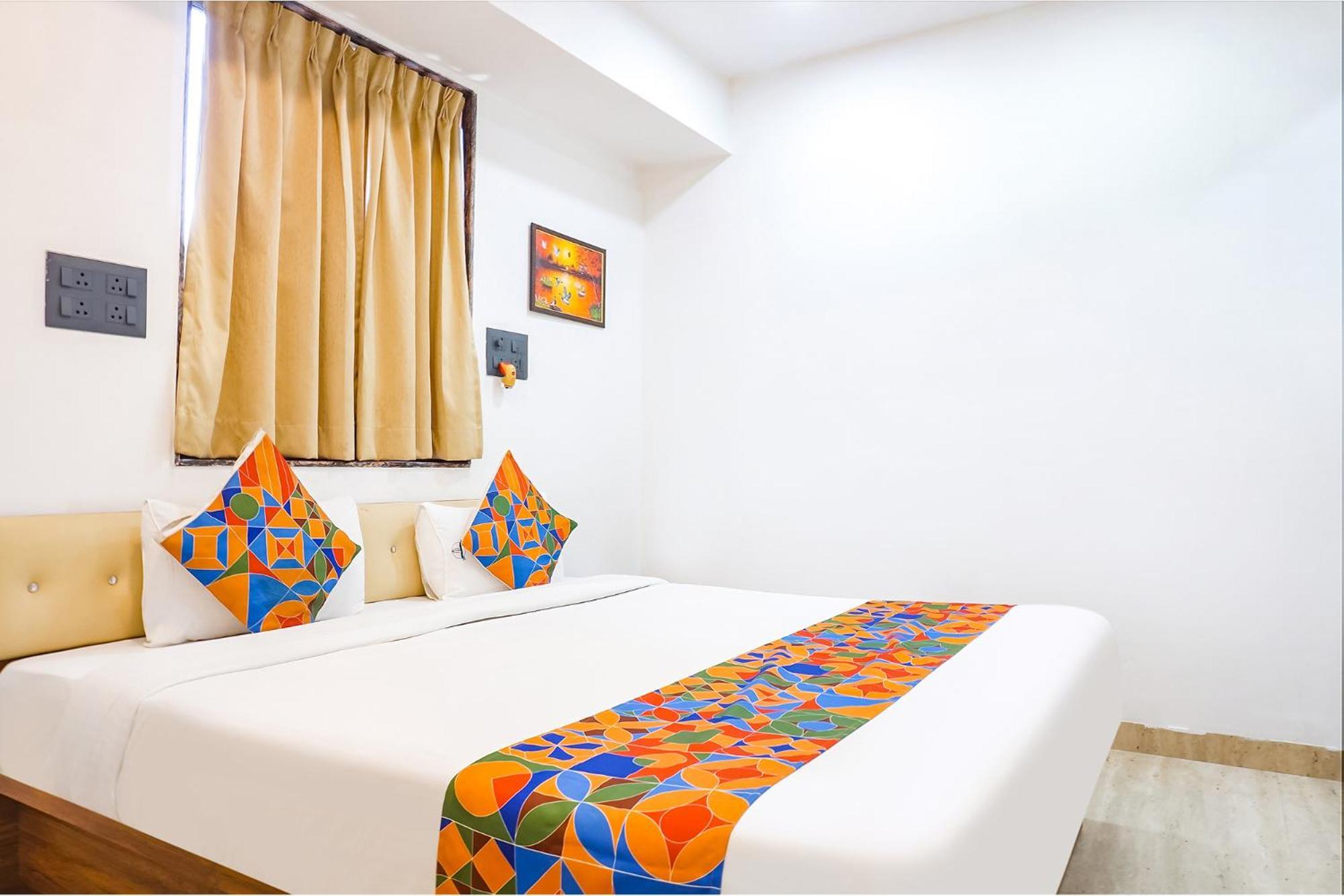 Fabhotel Atithi Regency Púna Kültér fotó