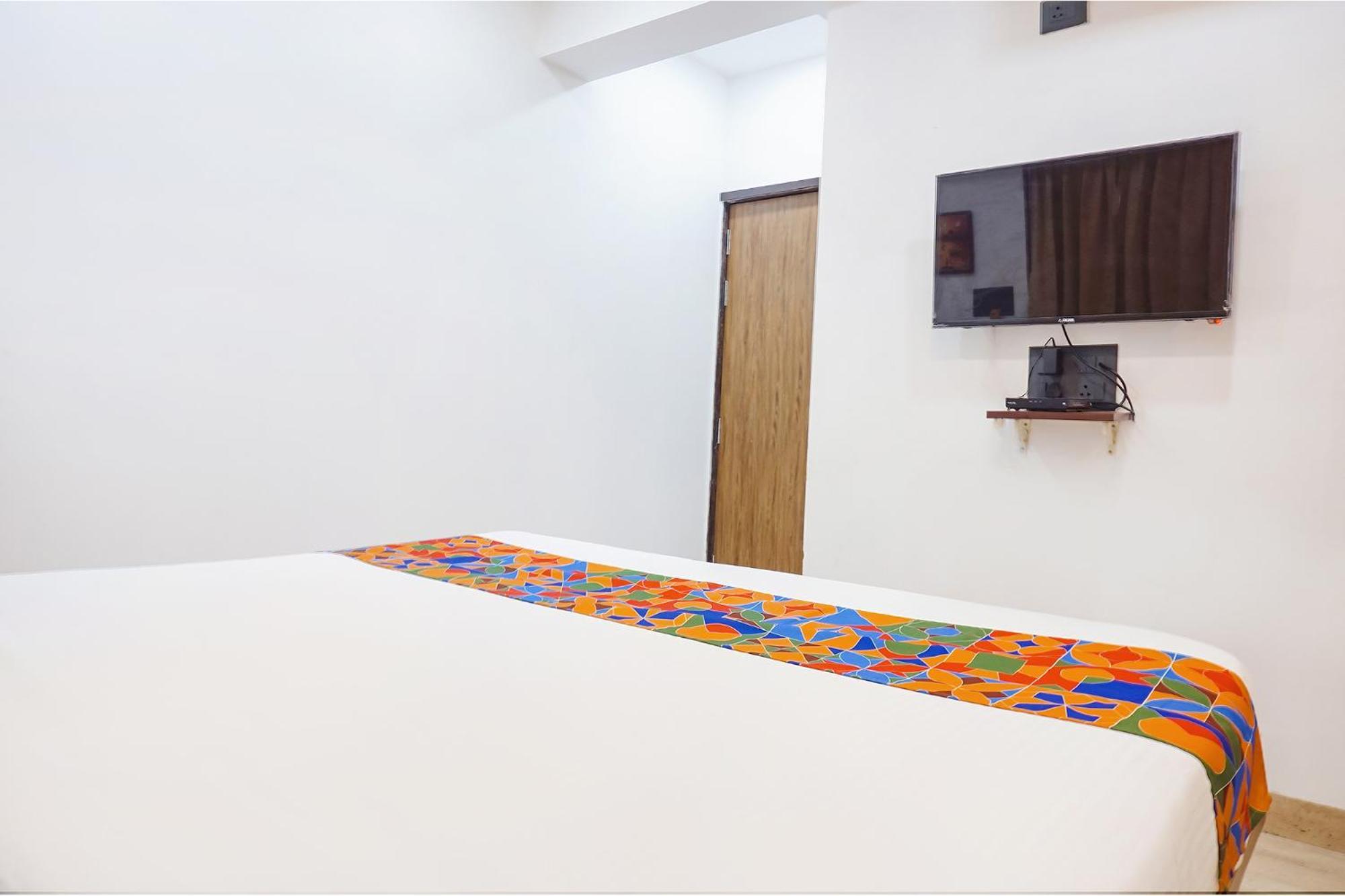Fabhotel Atithi Regency Púna Kültér fotó