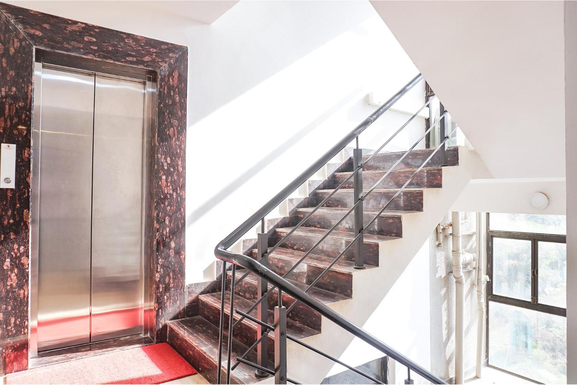 Fabhotel Atithi Regency Púna Kültér fotó