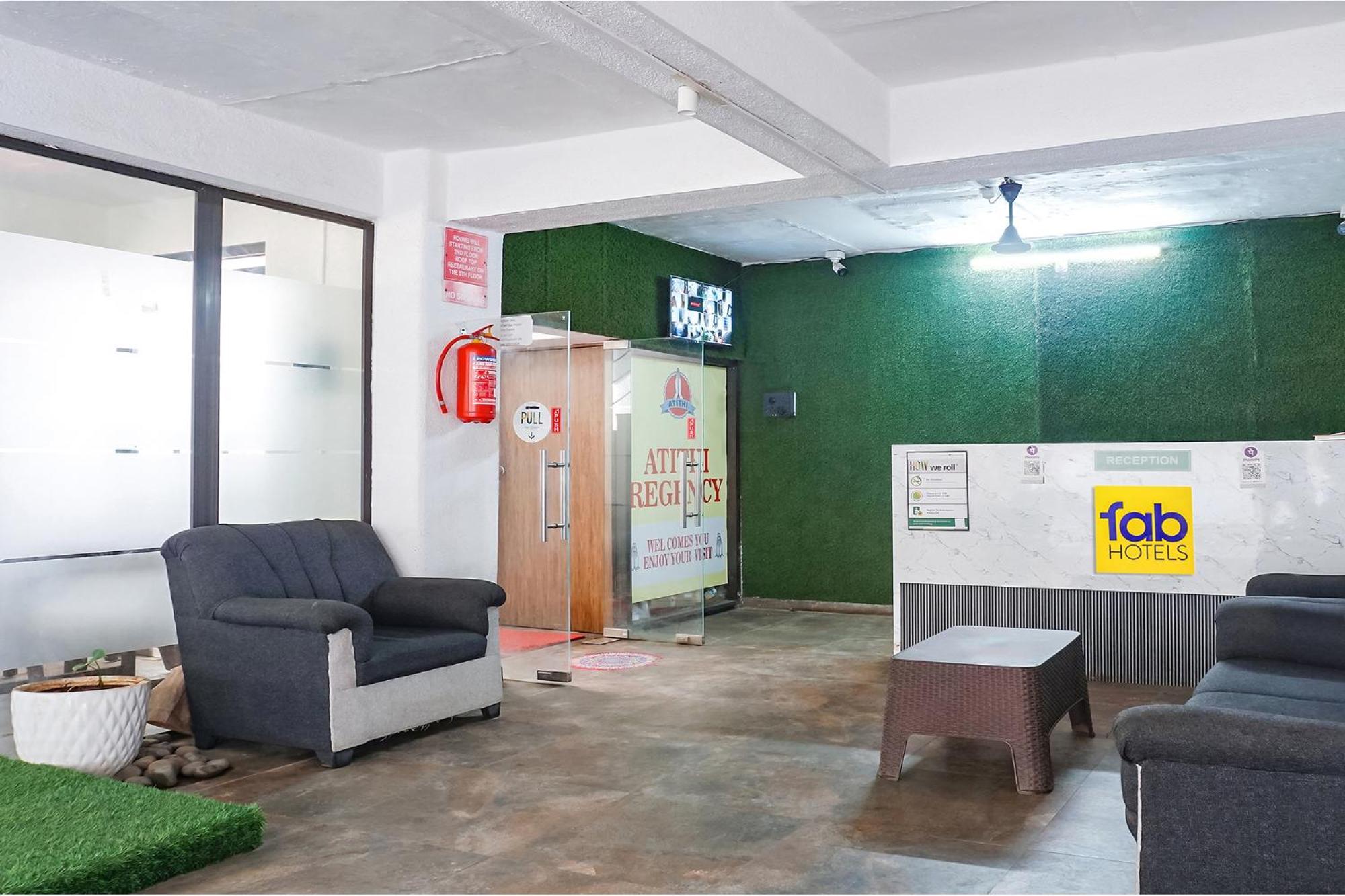 Fabhotel Atithi Regency Púna Kültér fotó